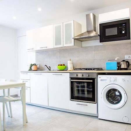 Appartamento Perla Verde, Wifi E Air Con 칼라고노네 외부 사진